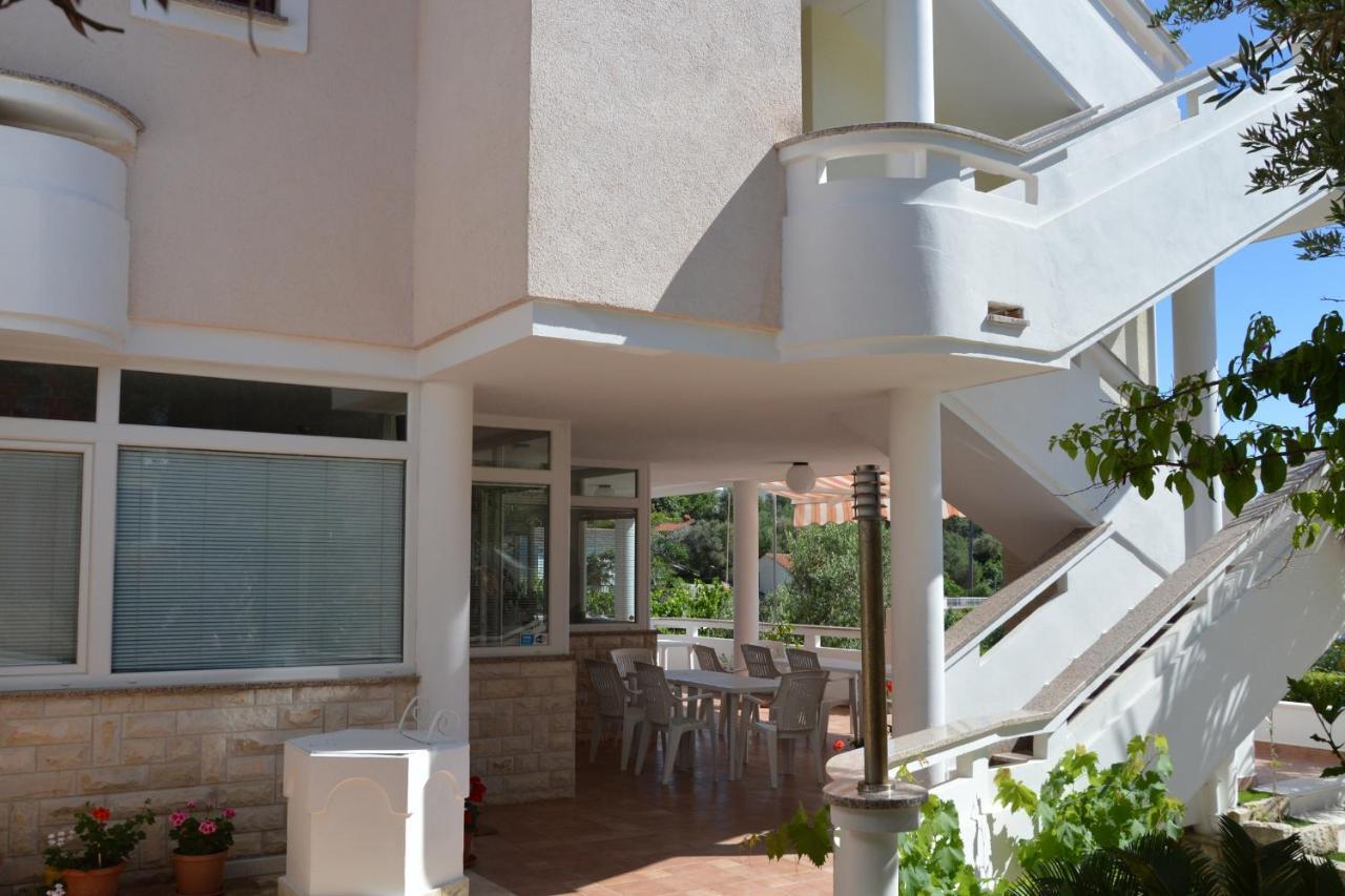 Apartments And Rooms By The Sea Jakisnica, Pag - 4160 Lun  Exterior foto