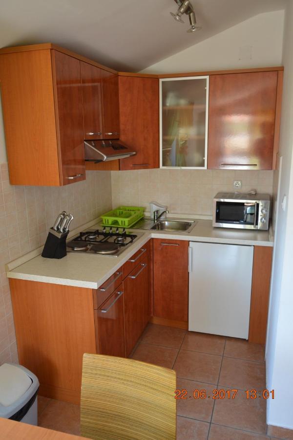 Apartments And Rooms By The Sea Jakisnica, Pag - 4160 Lun  Exterior foto