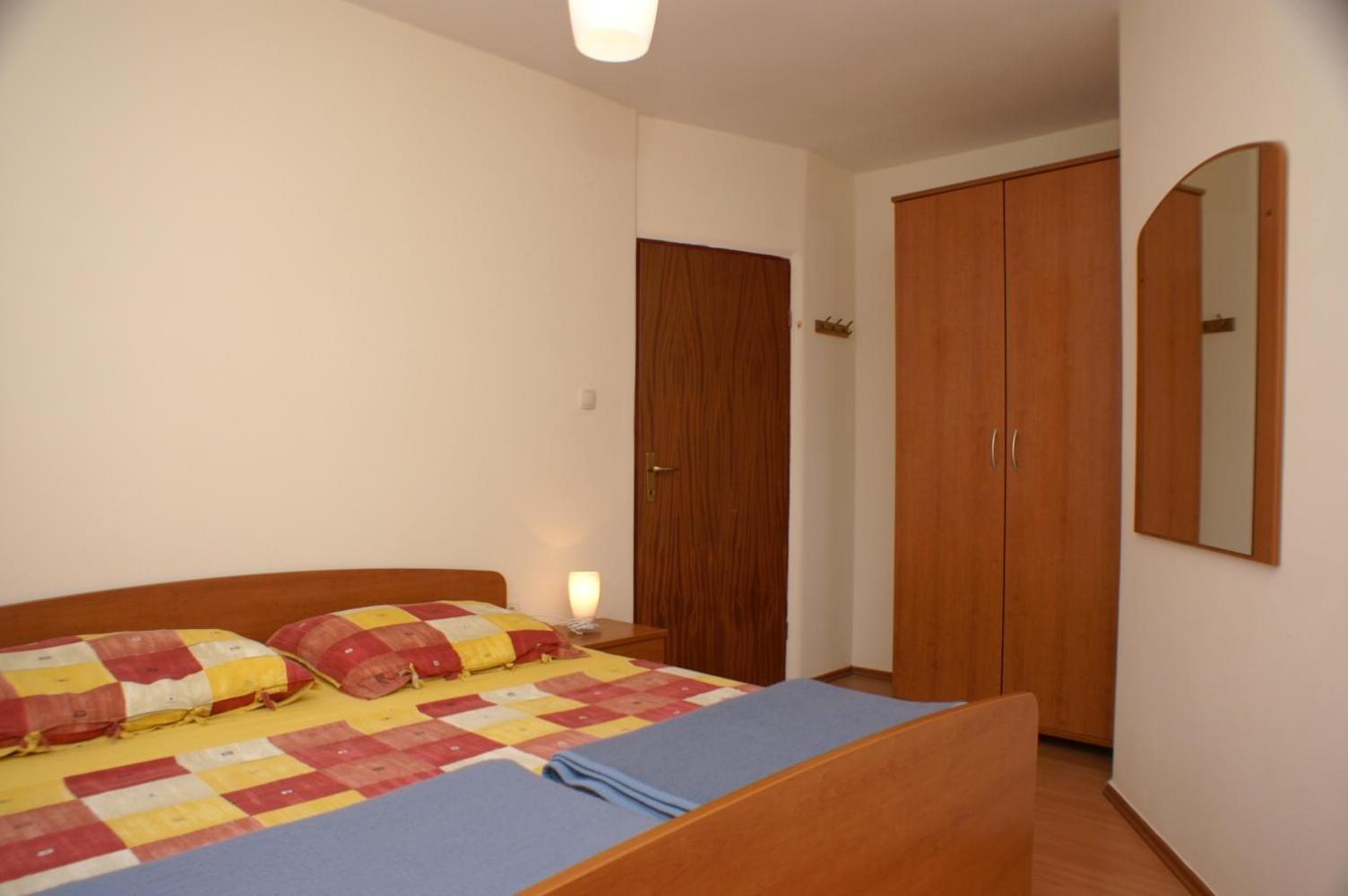 Apartments And Rooms By The Sea Jakisnica, Pag - 4160 Lun  Quarto foto